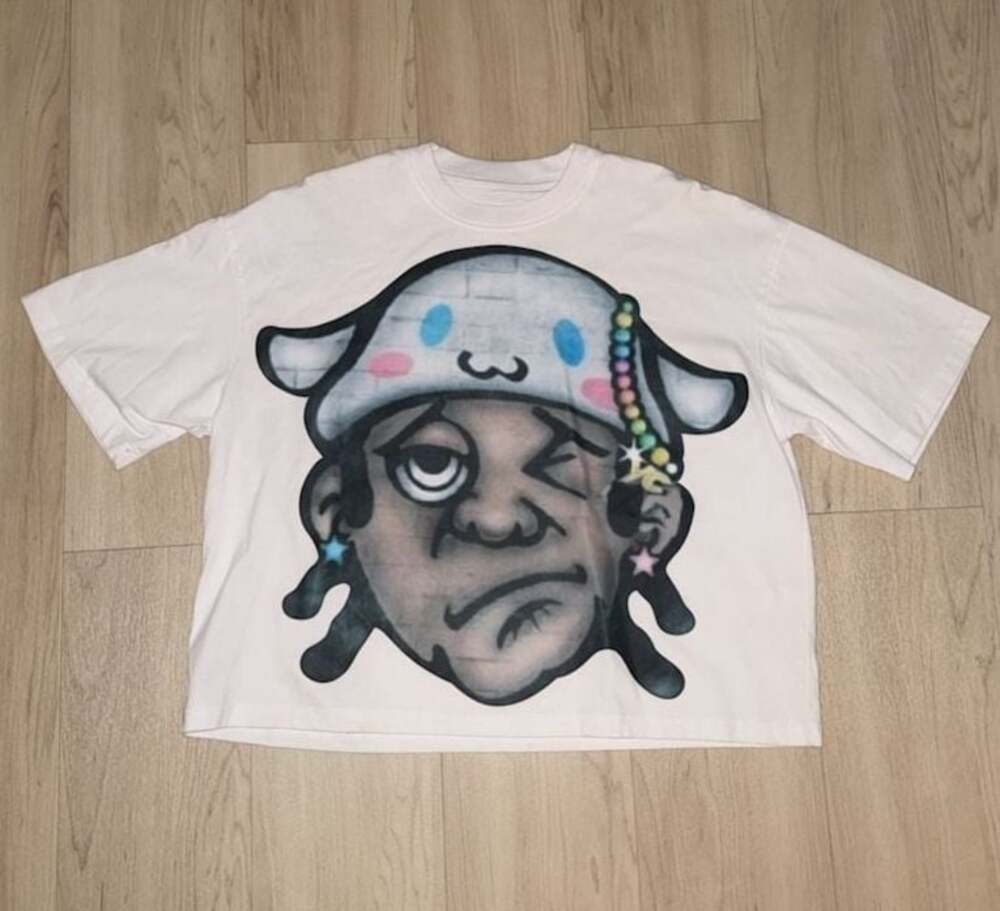 Y2K style t shirts swag Sz S